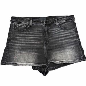 🖤 BKE Buckle Black Stretch Denim Faded Wash Shorts Raw Hem 
34 Shaping Smoothing